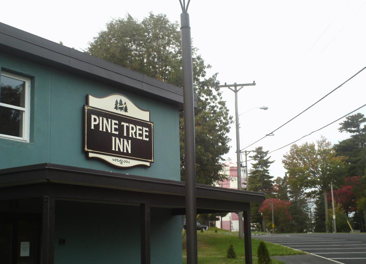 Pine Tree Inn Бангор Экстерьер фото